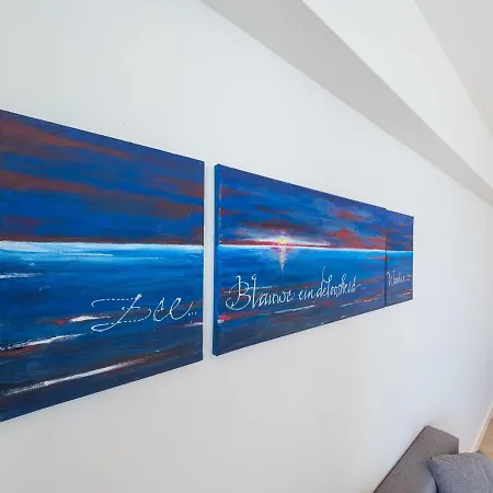 Modern On The Seafront ميدل كيرك