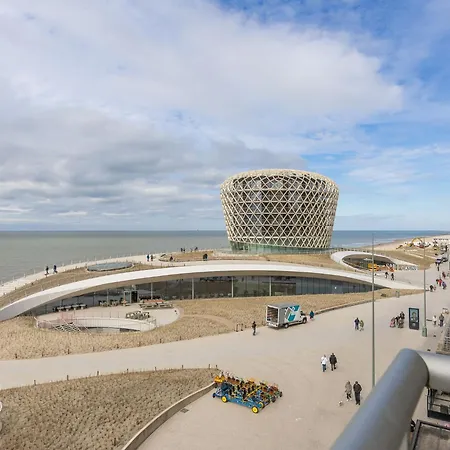 Апартаменты Modern On The Seafront *